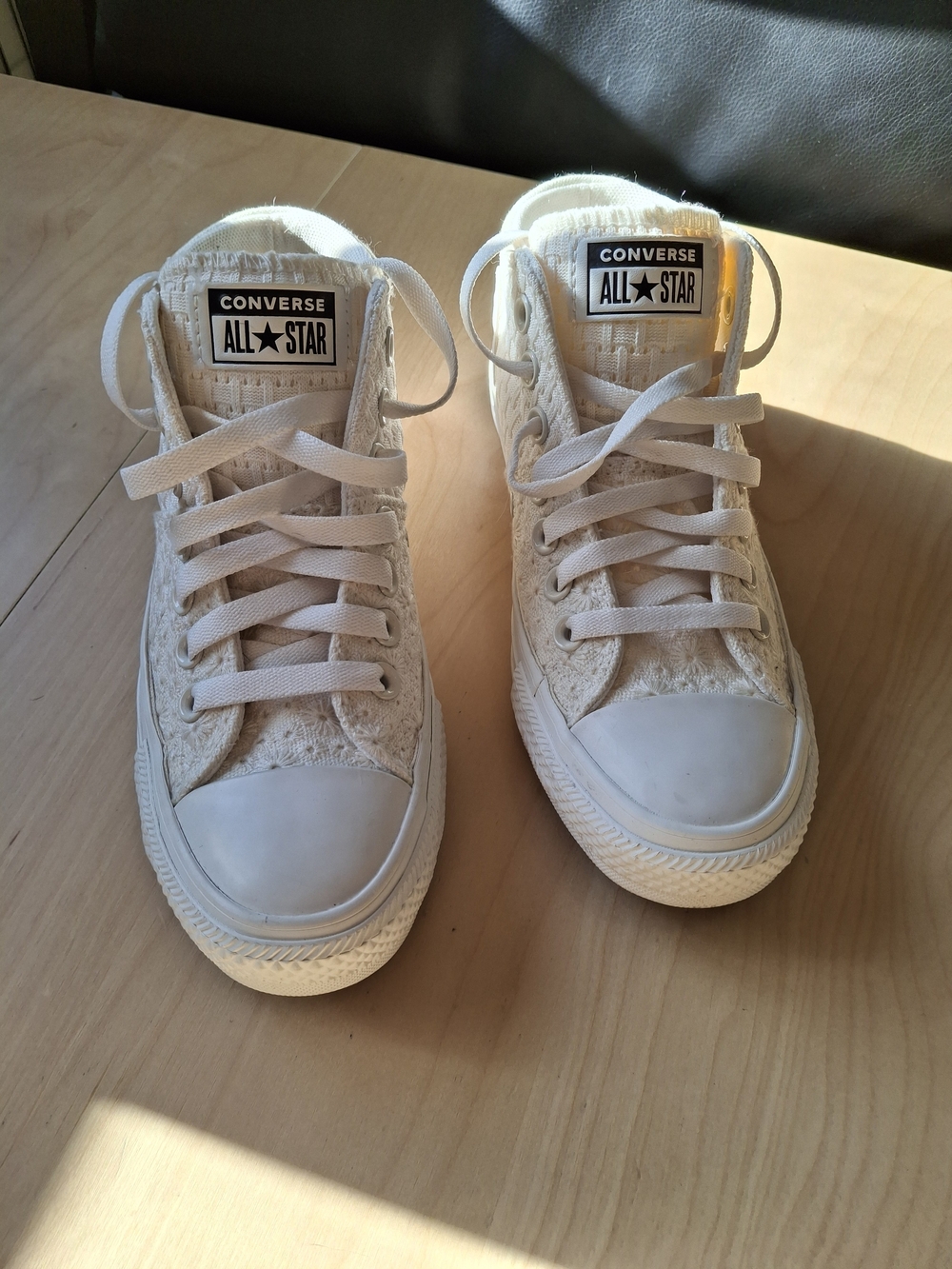 NWOT Converse Cream/White High-Top Sneakers